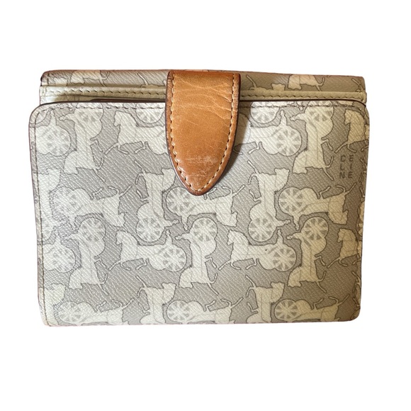 Beautiful RARE Celine Bifold Snap Wallet with Horse & Buggy White & Grey GUC - Picture 2 of 16